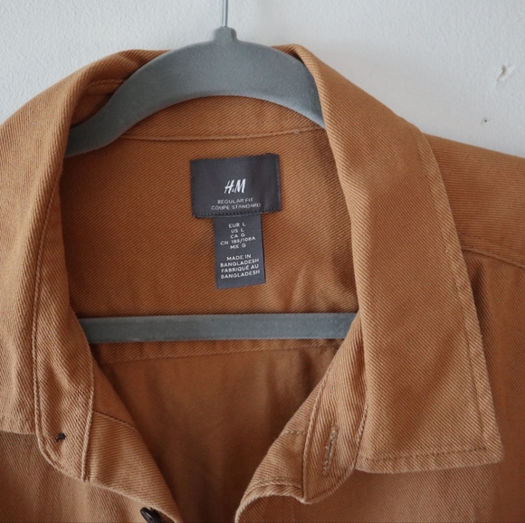 H&M Men's Longsleeve Corduroy Button Down Shirt - Picture 2 of 7